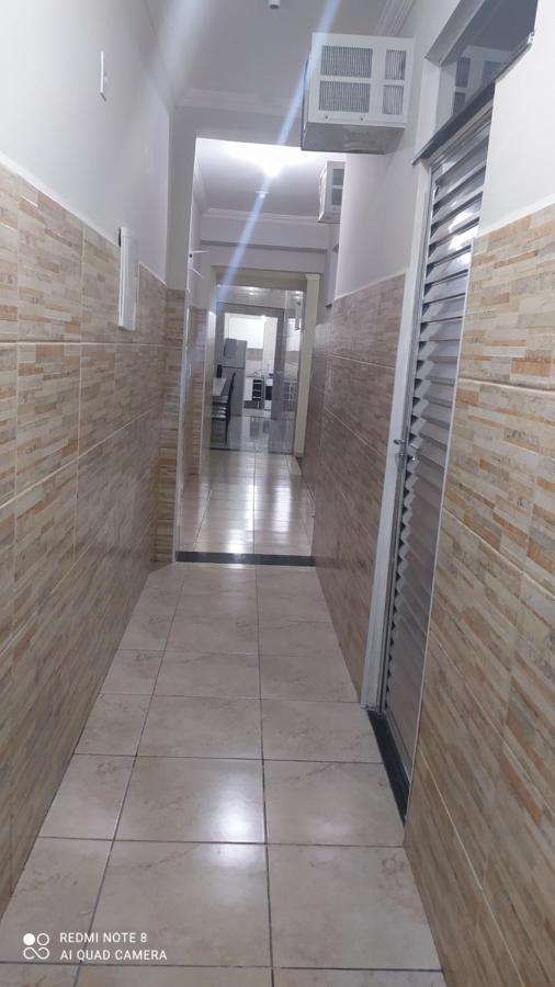 Pousada Quarto Com Frigobar,Ar E Garagem Gratuita 阿帕雷西达 外观 照片