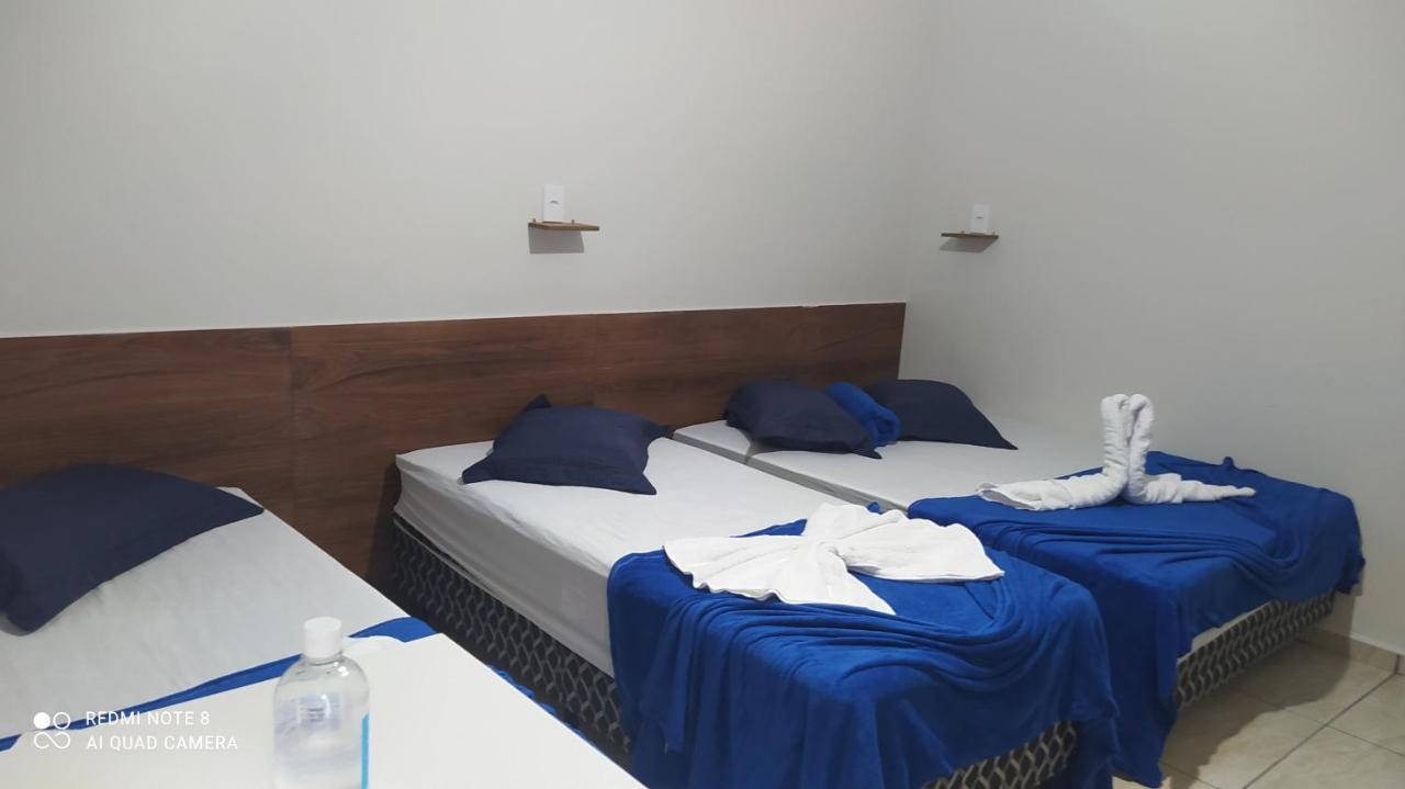 Pousada Quarto Com Frigobar,Ar E Garagem Gratuita 阿帕雷西达 外观 照片