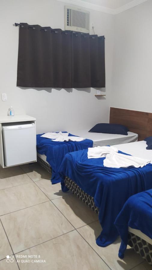 Pousada Quarto Com Frigobar,Ar E Garagem Gratuita 阿帕雷西达 外观 照片